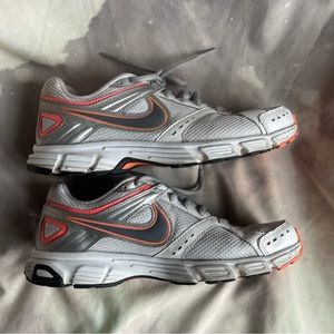 Nike Downshifter 4 running sneaker gray white orange - women’s size 8